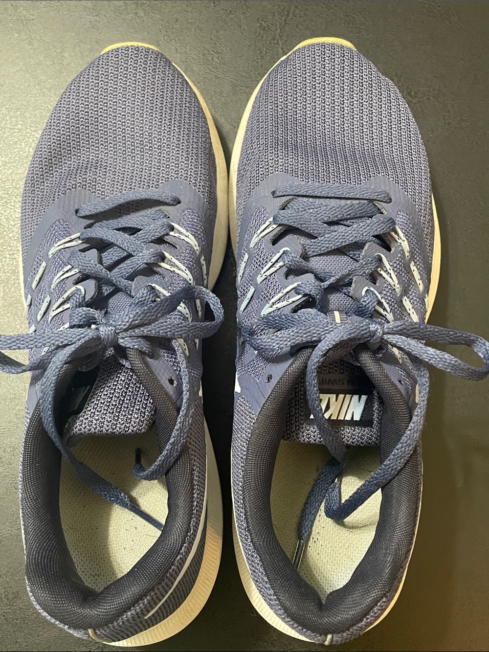 Nike Women’s Athletic Running Shoes Sz.9 Used Good Condi. Light Navy Reposhing